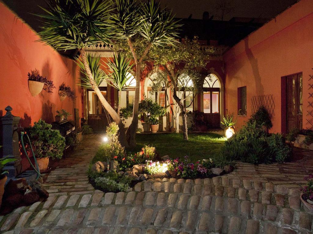 Casa Isotta Bed & Breakfast Quartu Sant'Elena Bagian luar foto